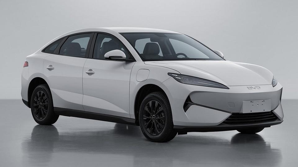 BYD готовит к выпуску новую недорогую модель e7