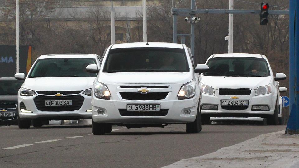 В Узбекистане число автомобилей превысило 4.7 млн