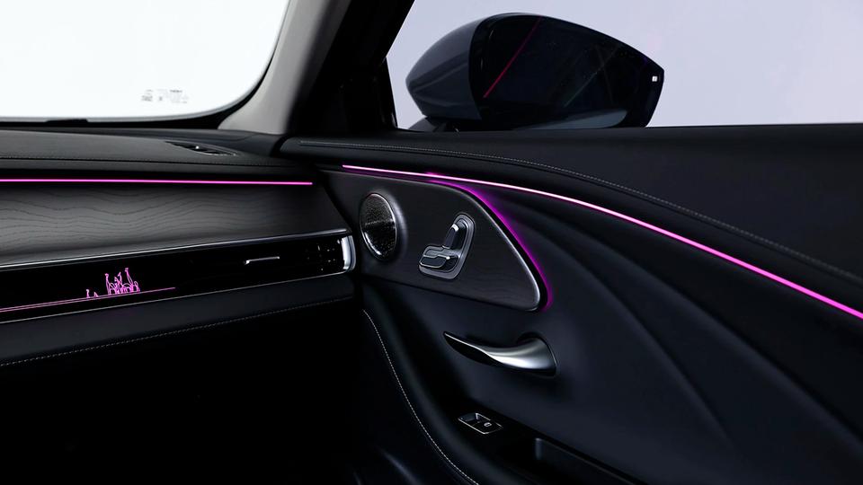 В Узбекистане презентовали гибридный Chery Arrizo 8