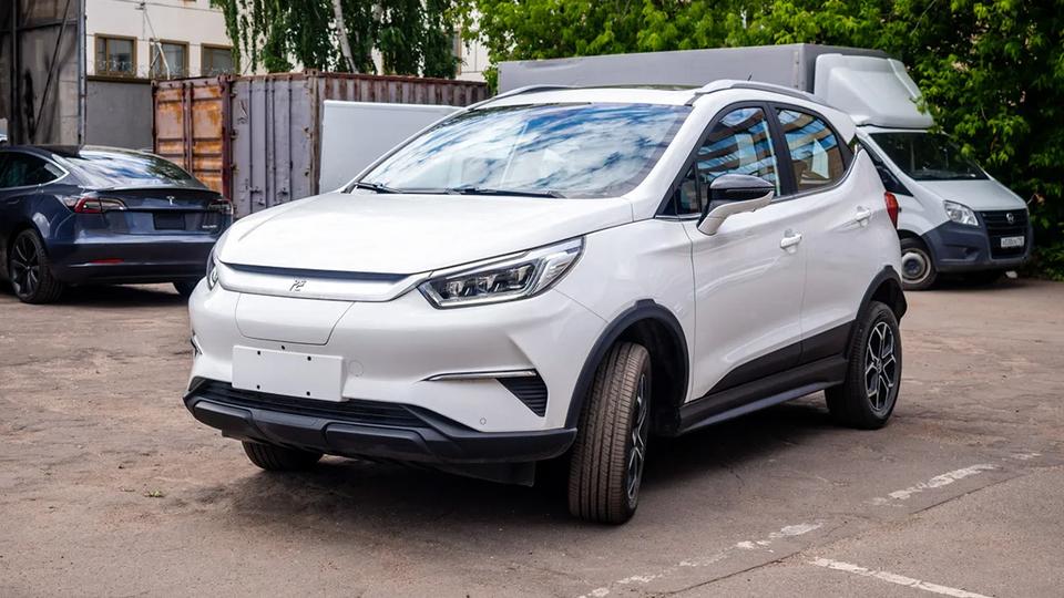 BYD отзывает более 115 тысяч автомобилей