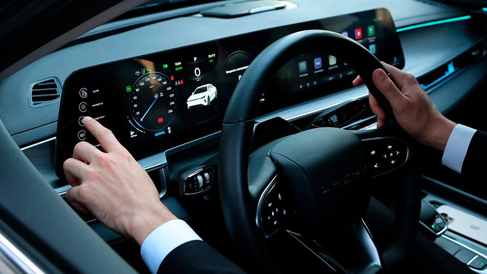 В Узбекистане презентовали гибридный Chery Arrizo 8