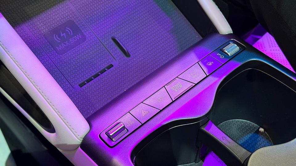 BYD представил два новых гибрида — ATTO 8 и Yuan Up DM-i