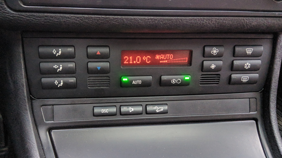 Что такое двухзонный климат контроль и почему его нет в Cobalt?