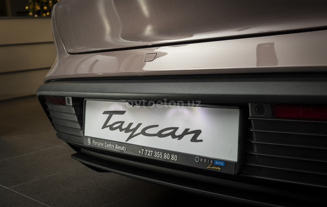 Porsche Tycan