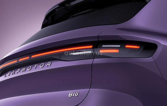 Leapmotor B10