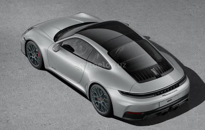 Porsche 911 Carrera 4 GTS Coupe