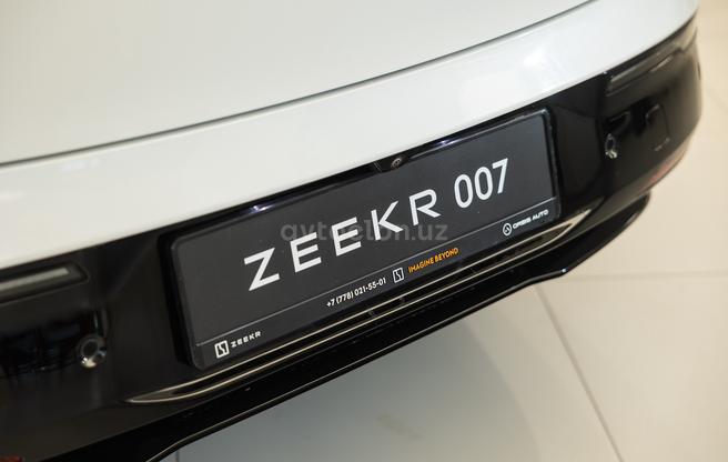 Zeekr 007