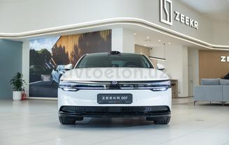 Zeekr 007