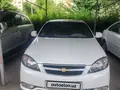 Белый Chevrolet Gentra, 1 позиция Газ-бензин 2015 года, КПП Автомат, в Ташкент за 10 000 y.e. id5029365
