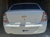 Белый Chevrolet Cobalt, 4 евро позиция 2025 года, КПП Автомат, в Гузар за ~13 351 y.e. id6460320, Фото №1