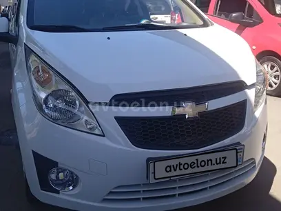 Белый Chevrolet Spark, 2 позиция 2016 года, КПП Механика, в Ташкент за 6 600 y.e. id5111485