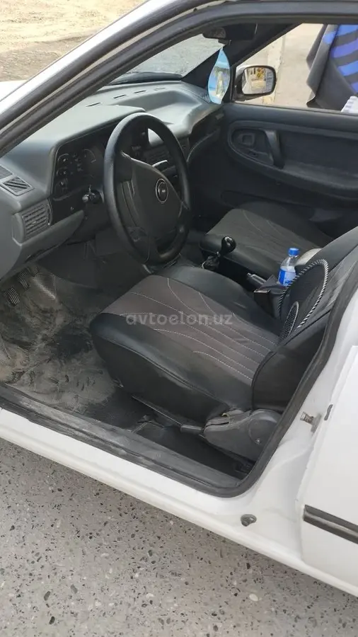 Daewoo Nexia — 3