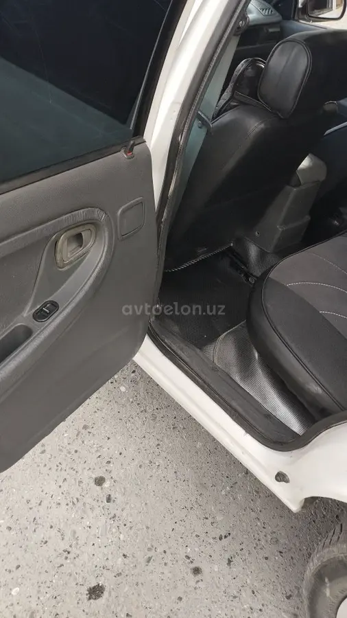 Daewoo Nexia — 4