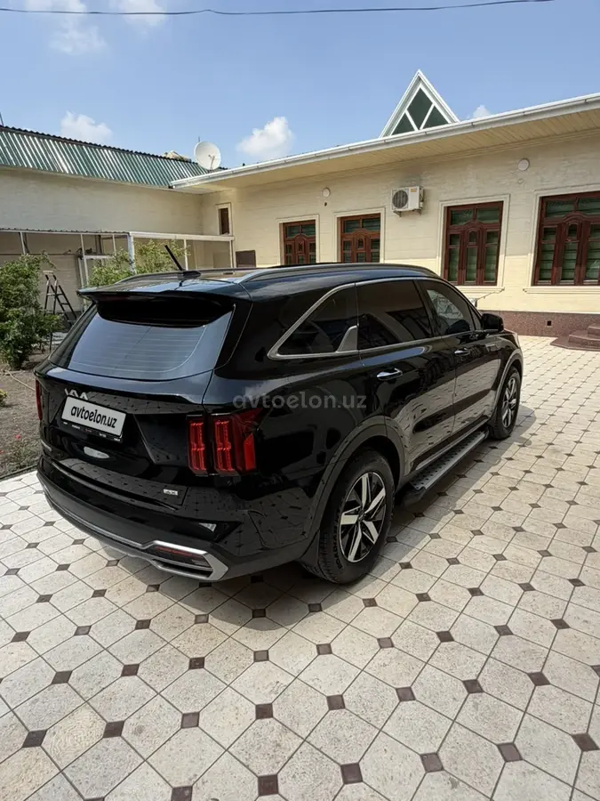 Kia Sorento — 6