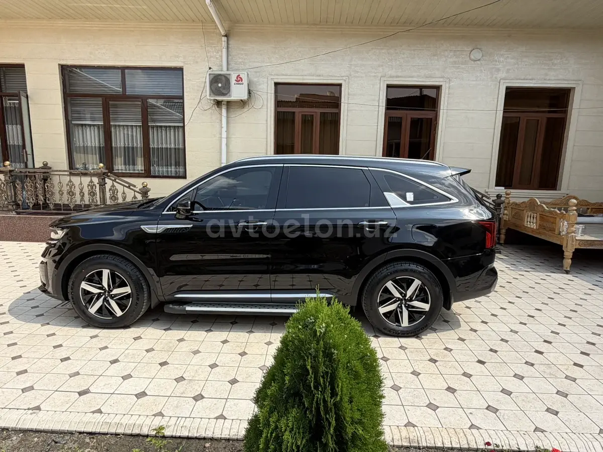 Kia Sorento — 8
