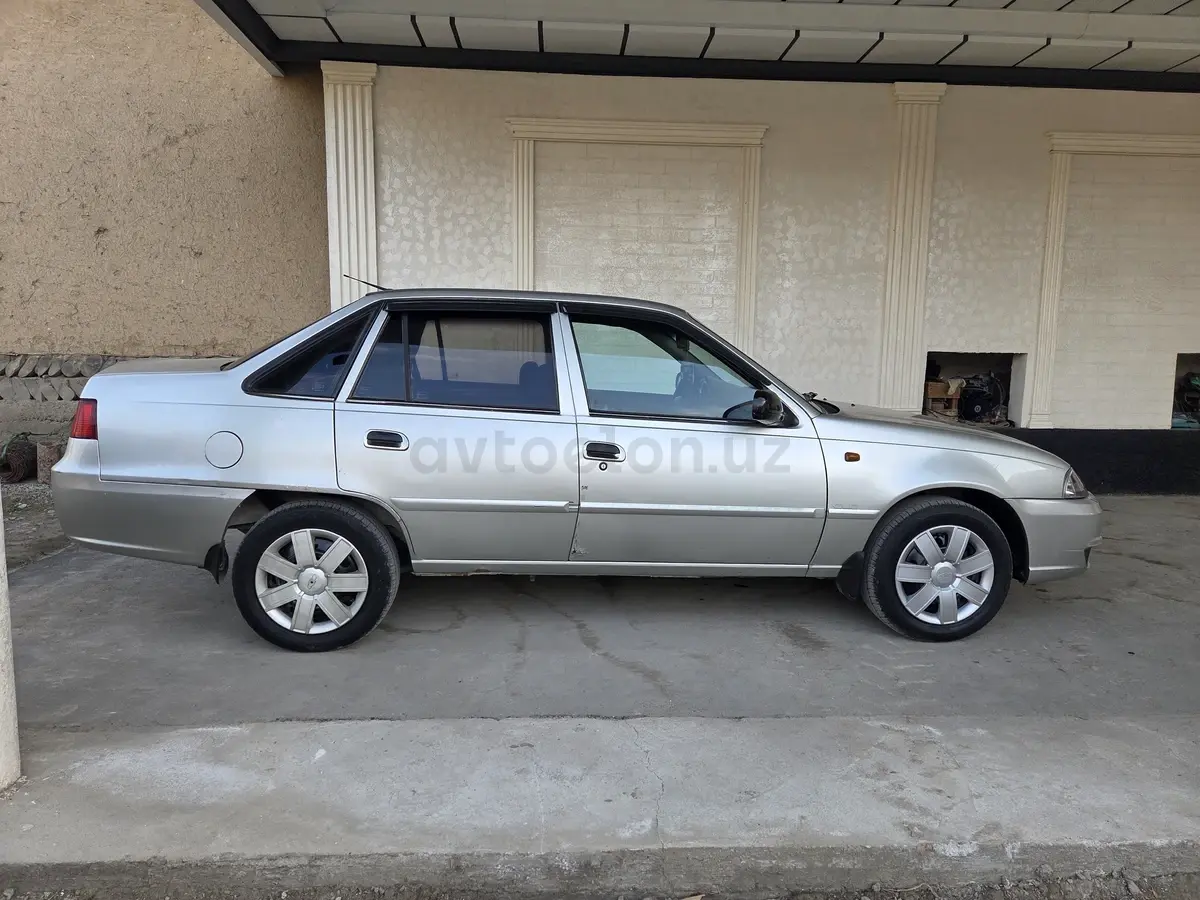 Daewoo Nexia II — 4