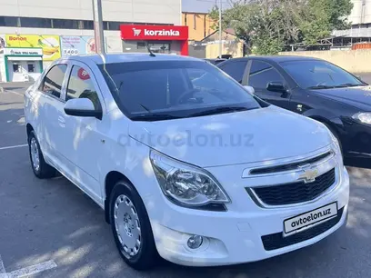 Белый Chevrolet Cobalt, 2 позиция 2020 года, КПП Механика, в Ургенч за ~10 523 y.e. id5164973
