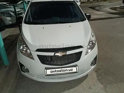 Oq Chevrolet Spark, 1 pozitsiya 2015 yil, КПП Mexanika, shahar Toshkent uchun 5 700 у.е. id5206587