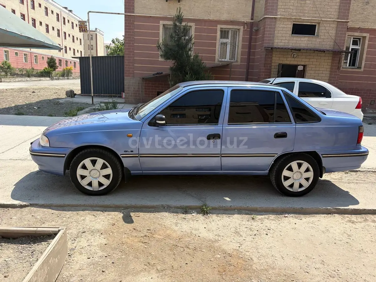 Daewoo Nexia — 3