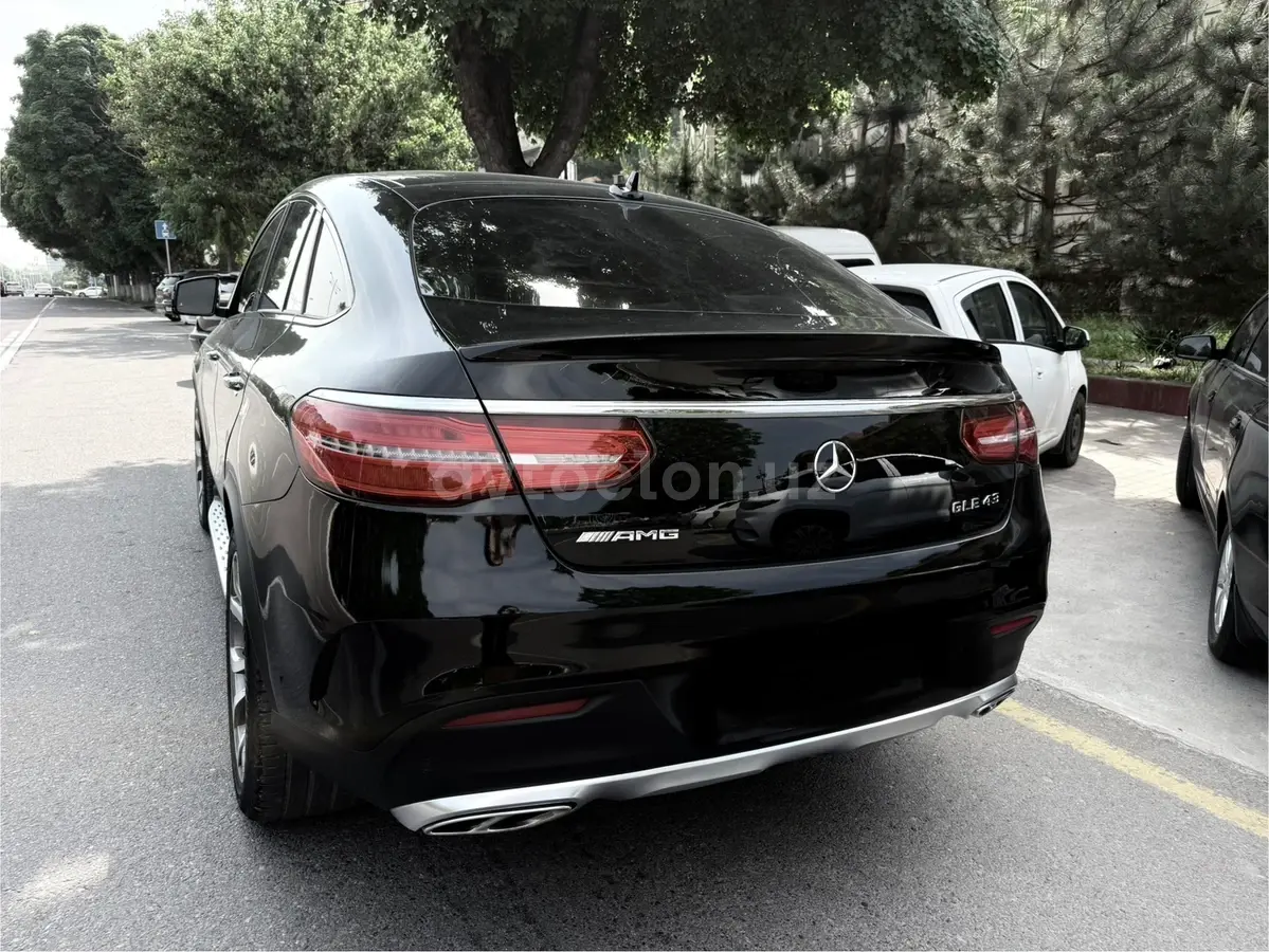 Mercedes-Benz GLE Coupe 400 — 3