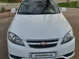 Белый Chevrolet Gentra, 1 позиция 2018 года, КПП Механика, в Ташкент за 10 800 y.e. id5029606, Фото №1