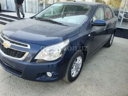 Тё̀мно-си́ний Chevrolet Cobalt, 4 позиция 2023 года, КПП Автомат, в Ташкент за 11 850 y.e. id5126592