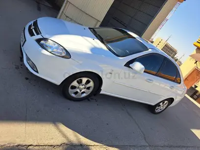 Белый Chevrolet Gentra, 3 позиция 2021 года, КПП Автомат, в Бухара за 13 800 y.e. id5186369