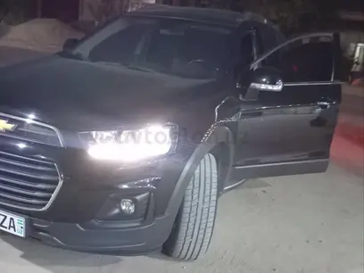 Черный Chevrolet Captiva, 5 позиция 2018 года, КПП Автомат, в Ургенч за ~22 632 y.e. id6500408