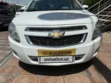 Белый Chevrolet Cobalt, 4 позиция 2024 года, КПП Автомат, в Навои за ~12 698 y.e. id5235966, Фото №1