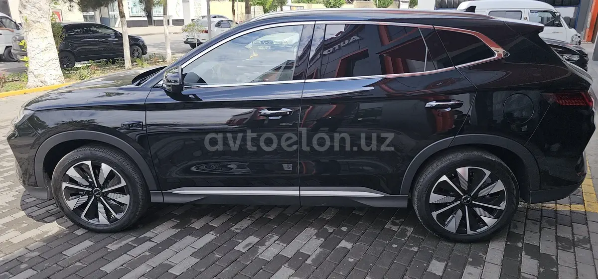 BYD Song Plus EV Champion — 2