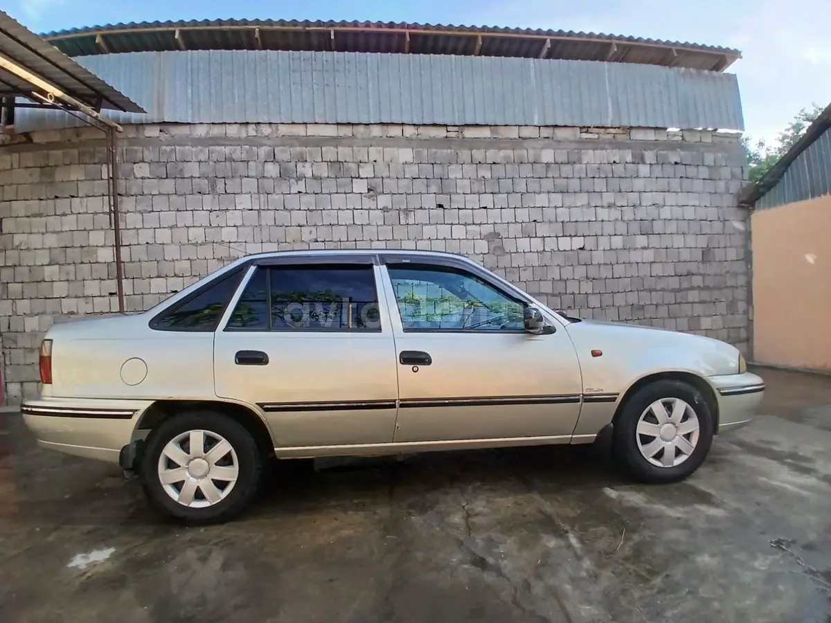 Daewoo Nexia — 2