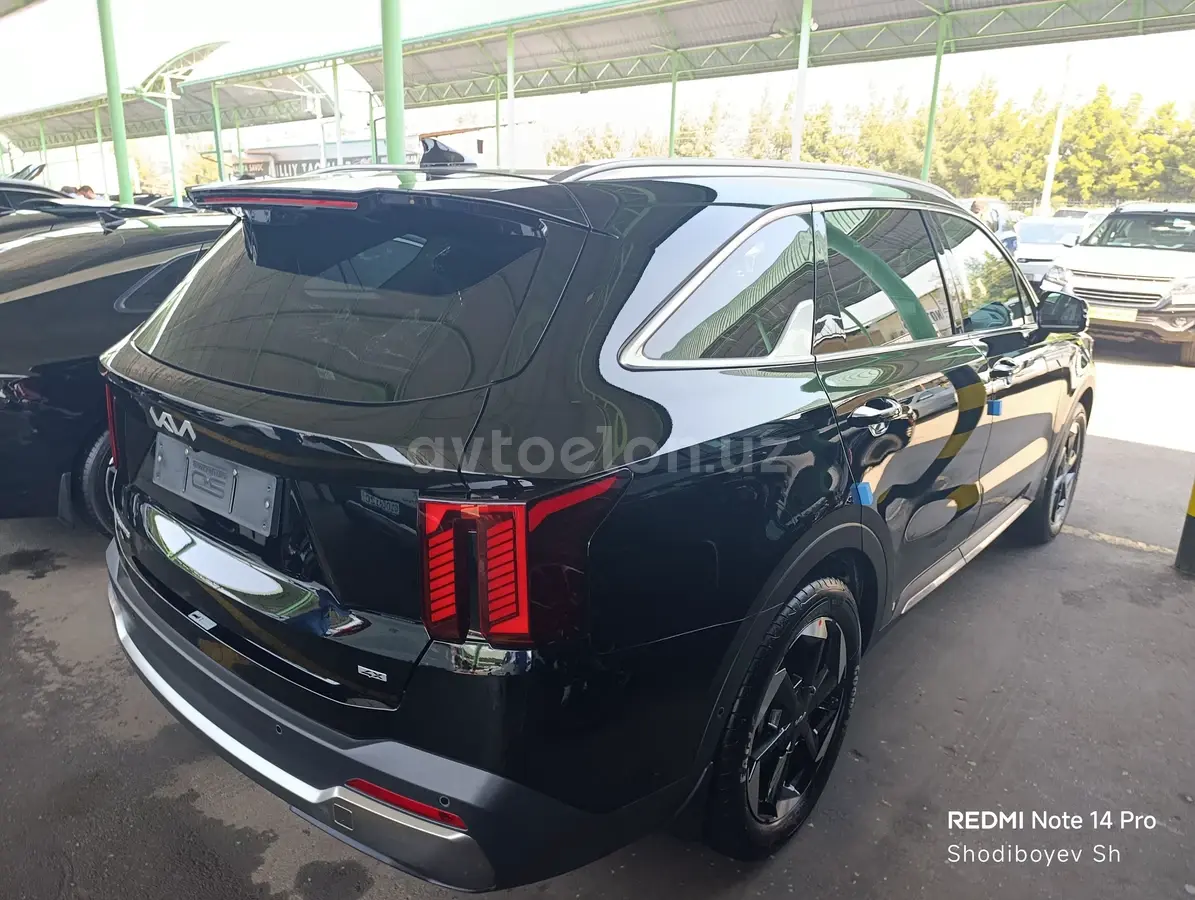 Kia Sorento — 4