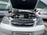 Белый Chevrolet Lacetti, 3 позиция 2012 года, КПП Автомат, в Ташкент за 7 700 y.e. id5034211, Фото №1