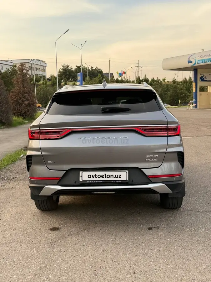 BYD Song Plus DM-i — 5
