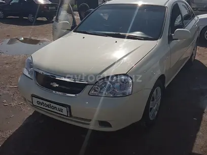 Молочный цвет Chevrolet Lacetti, 1 позиция 2011 года, в Ташкент за 6 500 y.e. id4898636