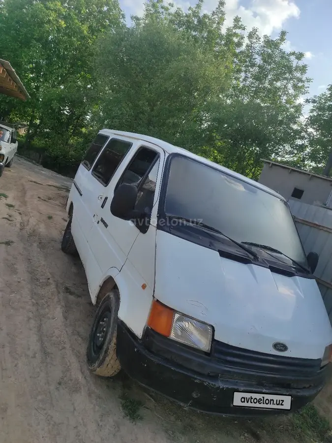 Ford Transit — 2