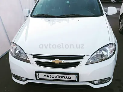 Oq Chevrolet Gentra, 1 pozitsiya Gaz-benzin 2022 yil, КПП Mexanika, shahar Termiz uchun 12 300 у.е. id5192031