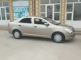 Белый Chevrolet Cobalt, 2 позиция 2013 года, КПП Механика, в Кошкупырский район за ~7 877 y.e. id5029794, Фото №1