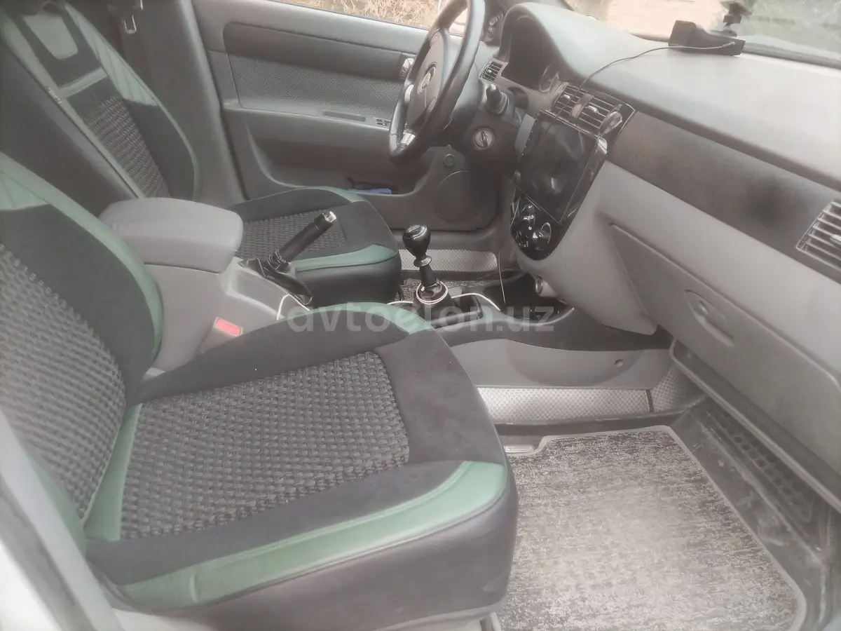Chevrolet Lacetti 2011