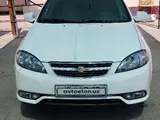 Белый Chevrolet Gentra, 2 позиция 2022 года, КПП Механика, в Гулистан за 11 000 y.e. id6353138, Фото №1