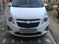 Oq Chevrolet Spark, 2 pozitsiya 2012 yil, КПП Mexanika, shahar Toshkent uchun 5 500 у.е. id5226733