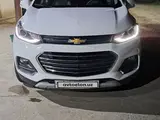 Белый Chevrolet Tracker, 1 позиция 2019 года, КПП Автомат, в Карши за 14 000 y.e. id6423644, Фото №1