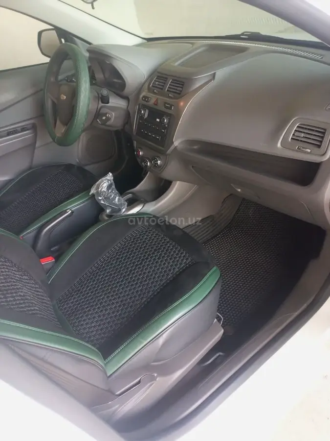 Chevrolet Cobalt 2025 — 5