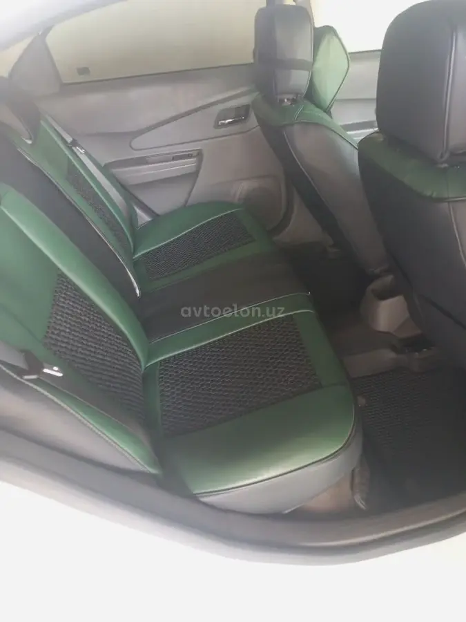 Chevrolet Cobalt 2025 — 6