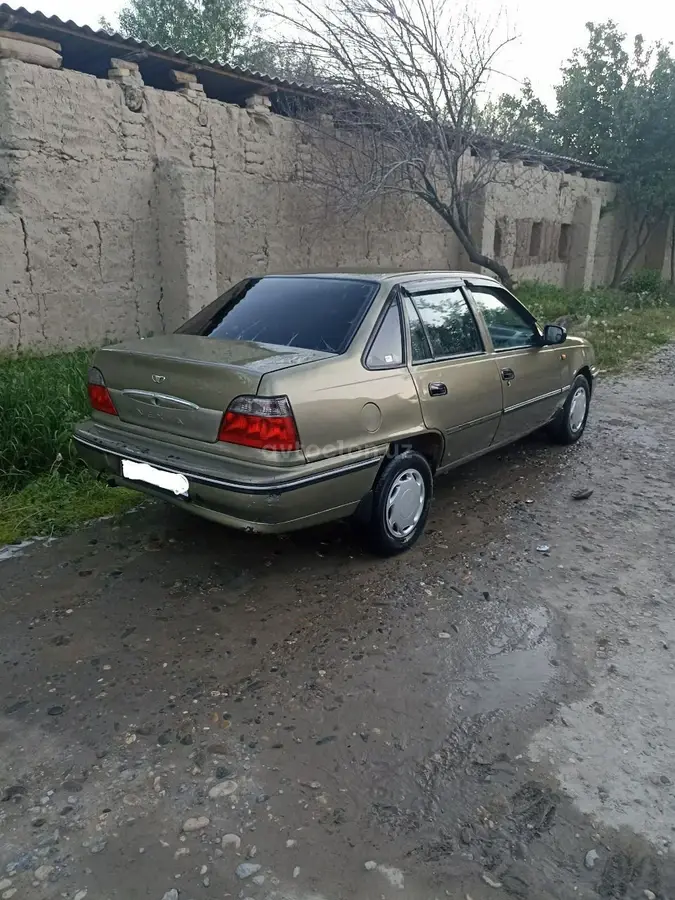 Daewoo Nexia — 2
