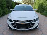Белый Chevrolet Malibu 2 2020 года, в Ташкент за 21 500 y.e. id6637930, Фото №1