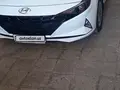 Белый Hyundai Elantra 2021 года, КПП Автомат, в Джизак за 18 500 y.e. id6416949