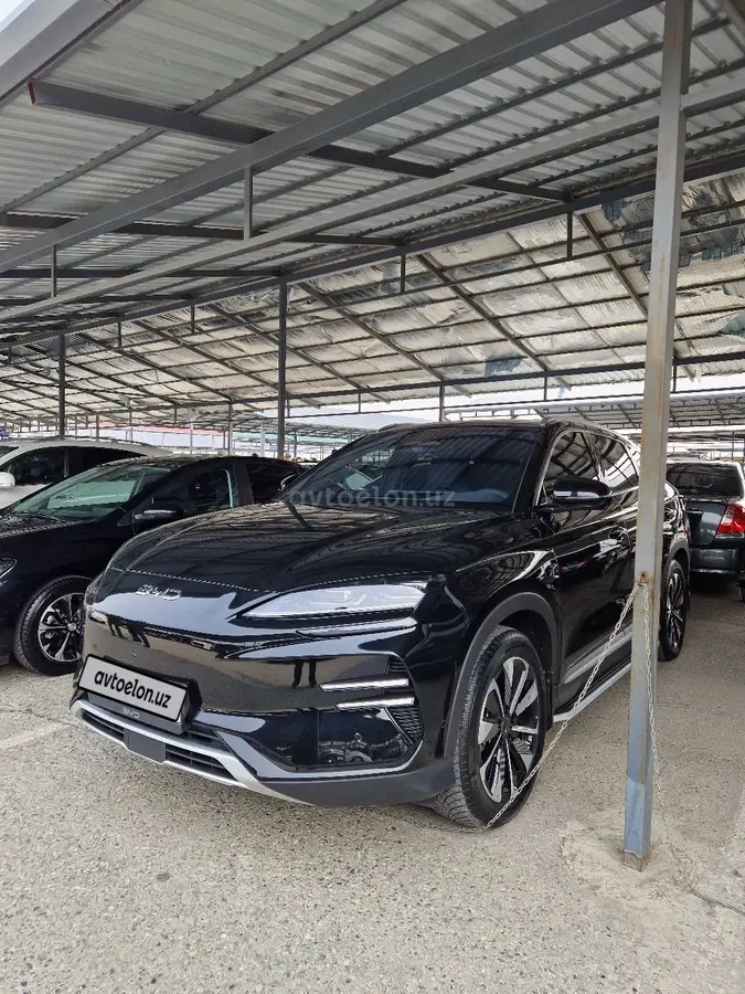 BYD Song Plus DM-i Champion — 2