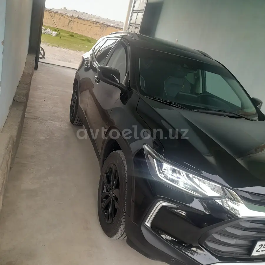 Chevrolet Tracker 2 2025