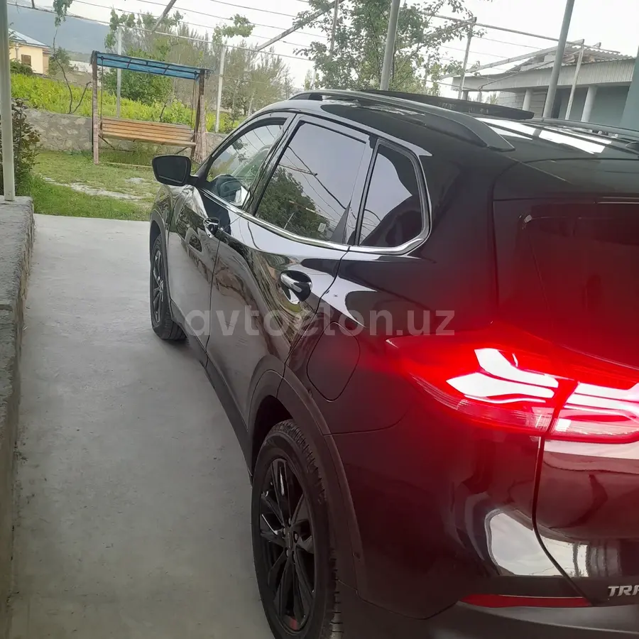 Chevrolet Tracker 2 2025 — 2